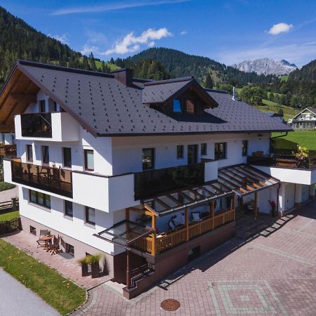 Ferienwohnung Maria Gstatter ซังต์ มาร์ติน อัม เทนเนนเกอเบียร์เกอ ภายนอก รูปภาพ